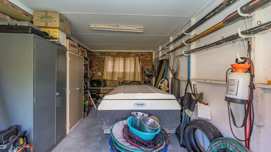 6 Bedroom Property for Sale in Tergniet Western Cape